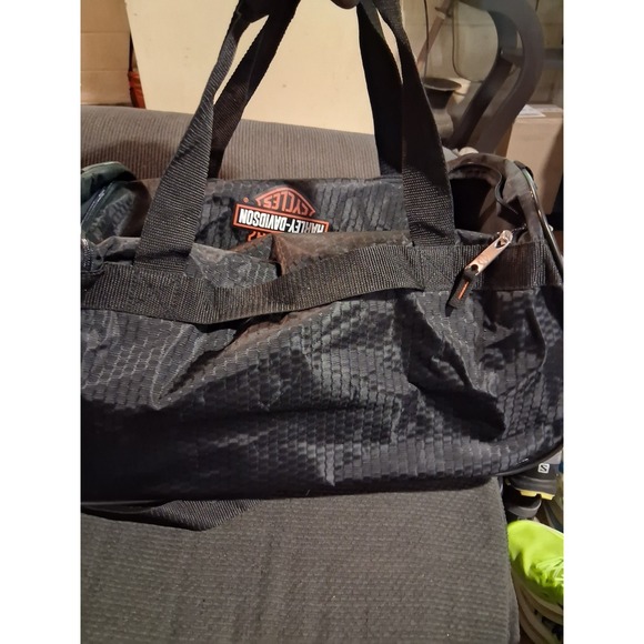 Harley-Davidson Black 20" Duffle Bag Eagle Logo Soft Travel Gym Mens Gear - Picture 2 of 4